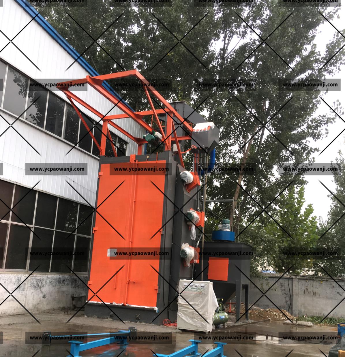 鹽城：Q37100吊鉤式拋丸機(jī)清理大型工件，重型工件效果